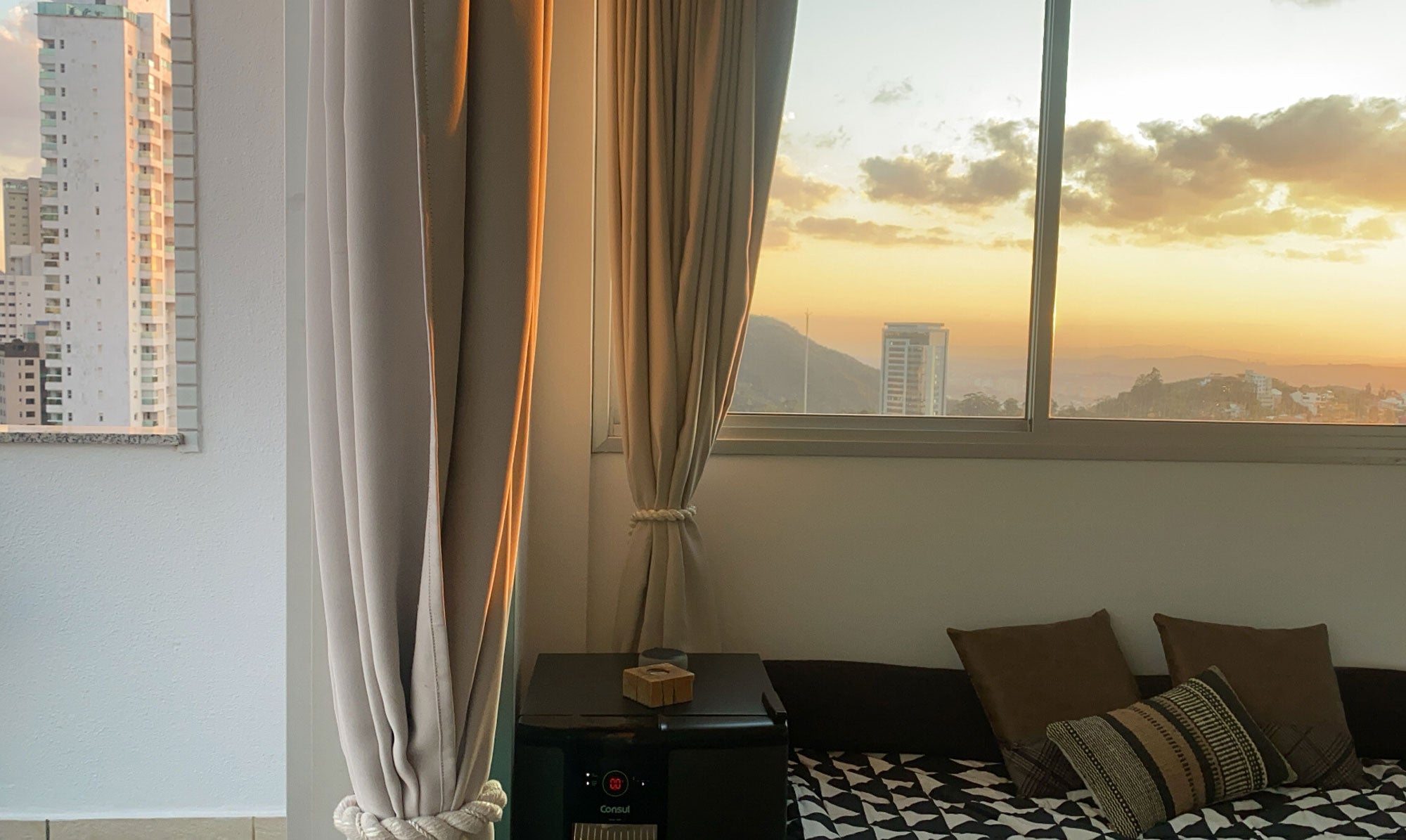 Spectacular Penthouse in Belvedere with Jacuzzi