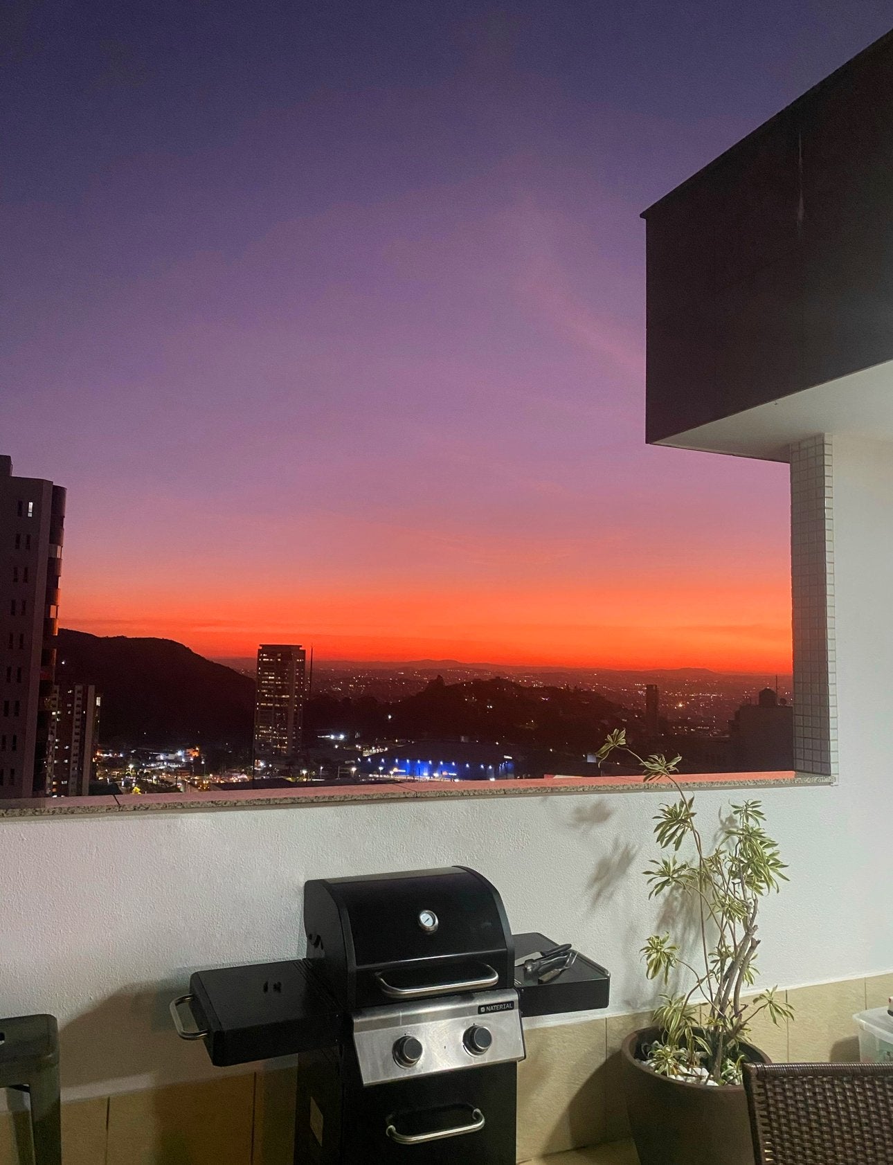 Spectacular Penthouse in Belvedere with Jacuzzi