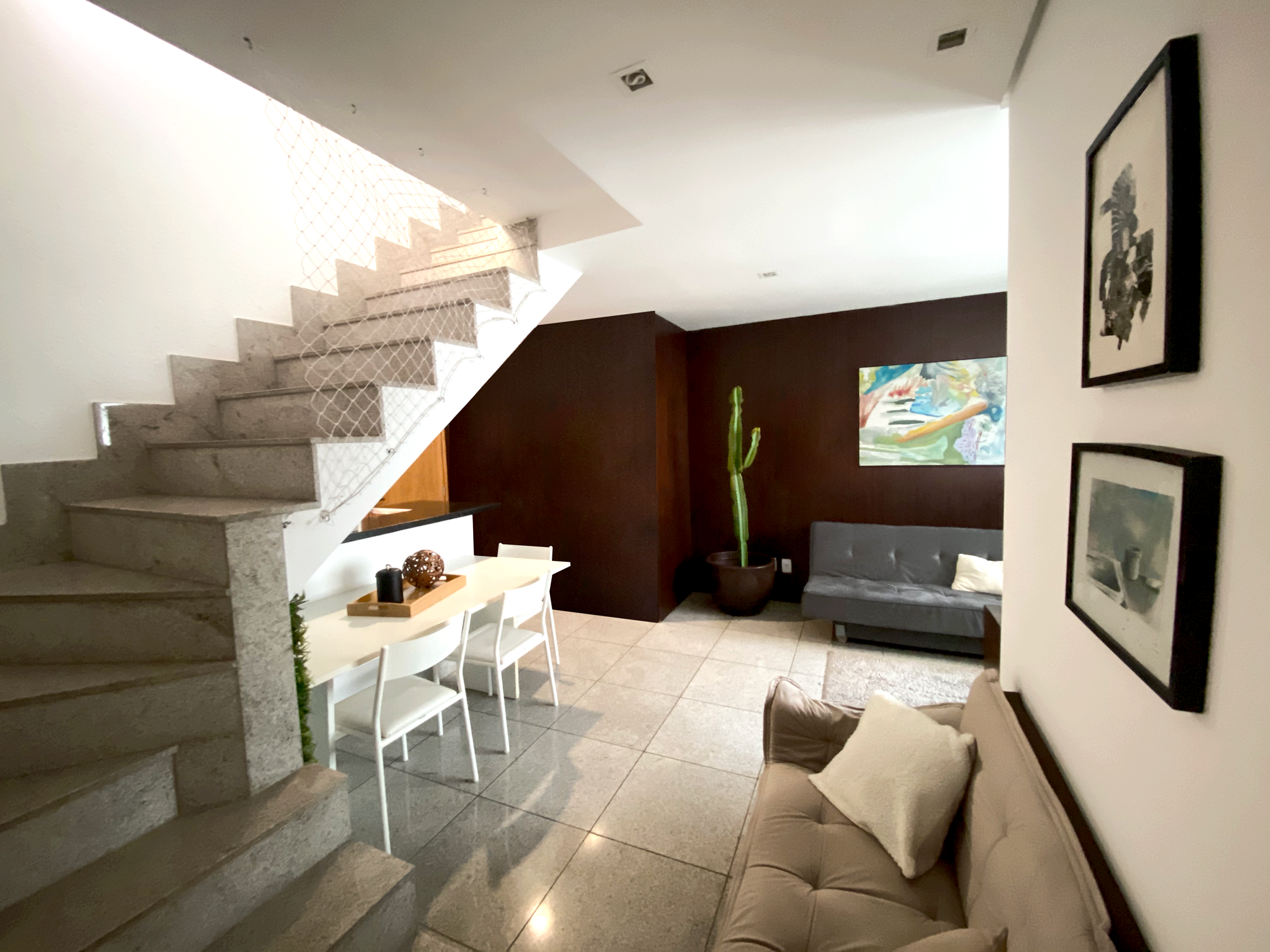 Spectacular Penthouse in Belvedere with Jacuzzi